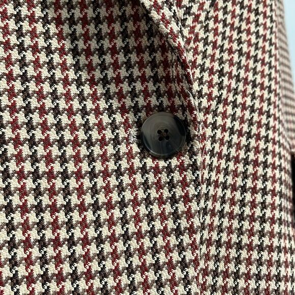 TAHARI NWT Peak Lapel neutral pattern blazer - 2 ($120) - Picture 4 of 12